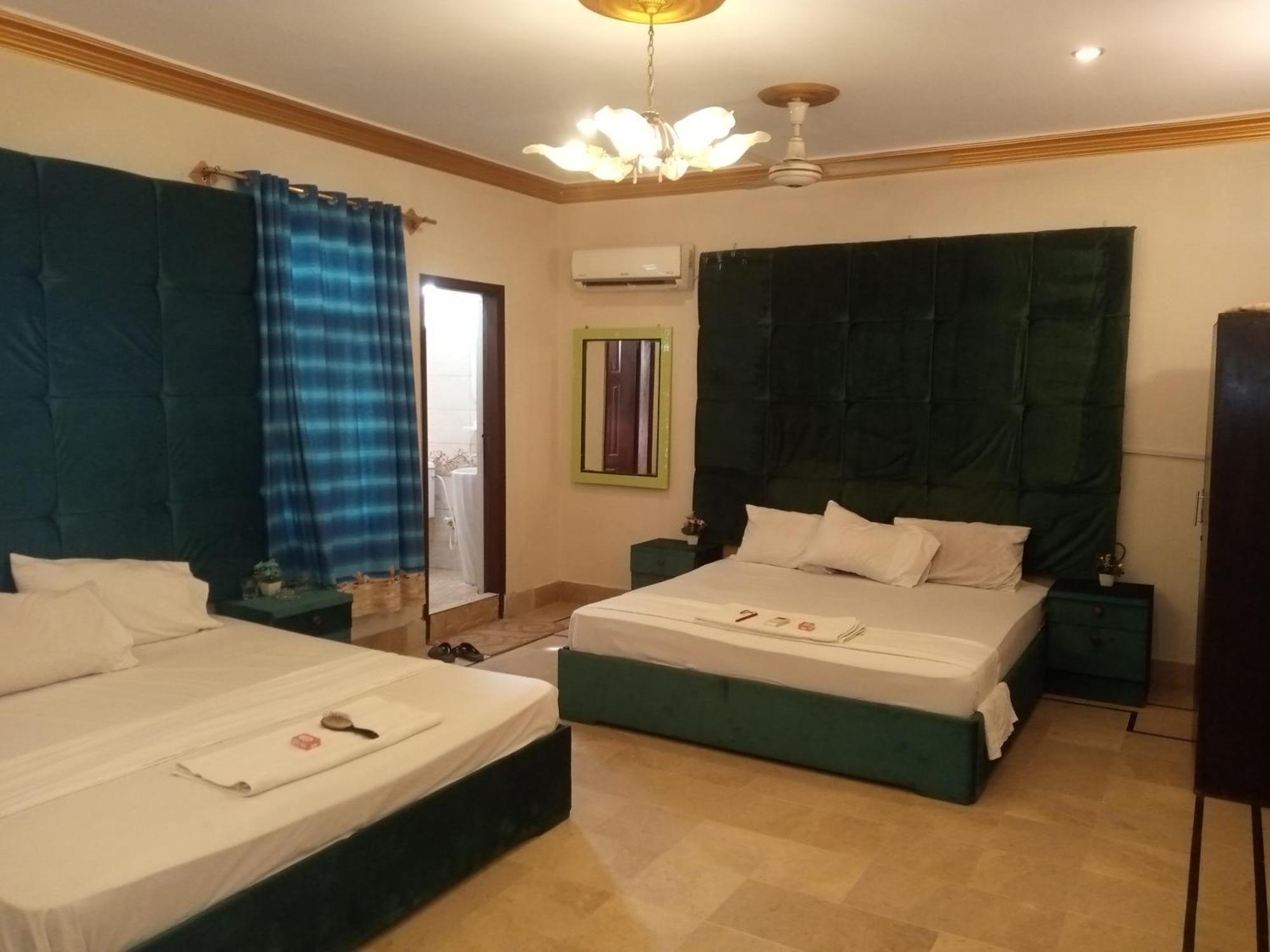 Hotel Crown Plaza, Near Karachi Airport, Darul Sehat Hospital, Dow, Agha Khan And Liaqat Hospital Exterior foto